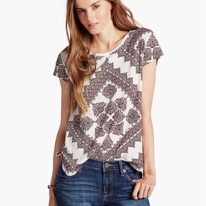 Lucky Brand t shirt